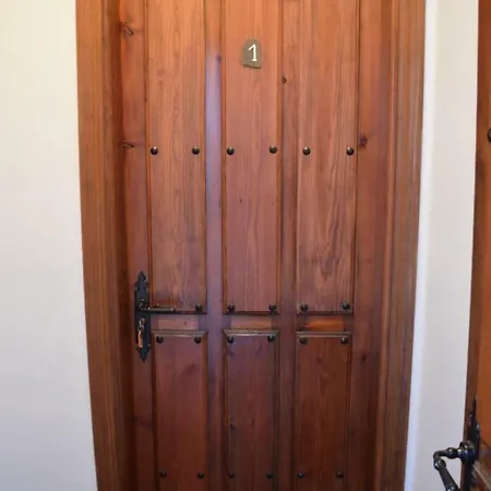 Las Estrebedes Casa Rural 컨트리하우스 Caminomorisco