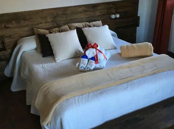 Las Estrebedes Casa Rural *